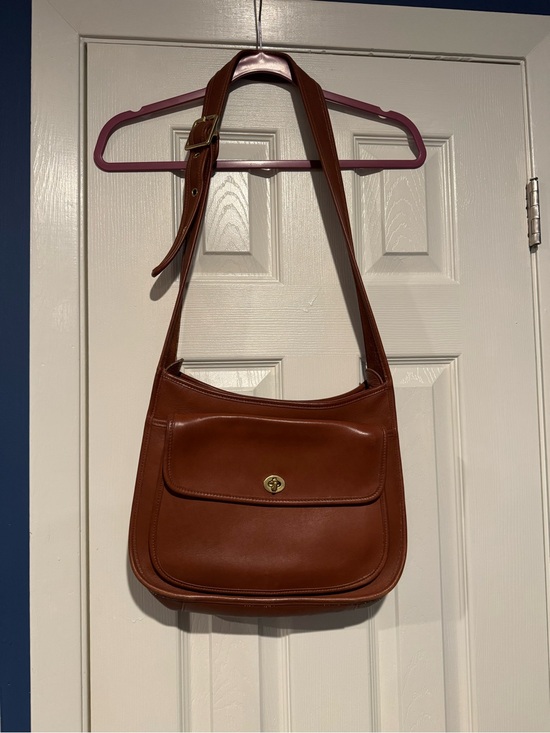 Coach Handbags - Coach 9980 Taft Bag Brown Leather Shoulder Bag with Turn-Lock